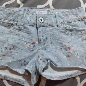 Candies jeans sorts size 7